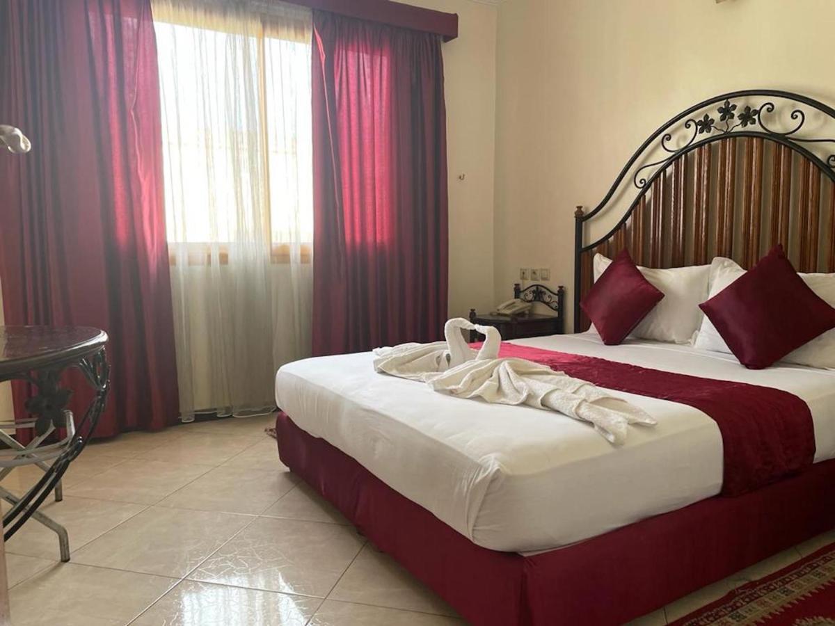 Perla Hôtel Fez Buitenkant foto