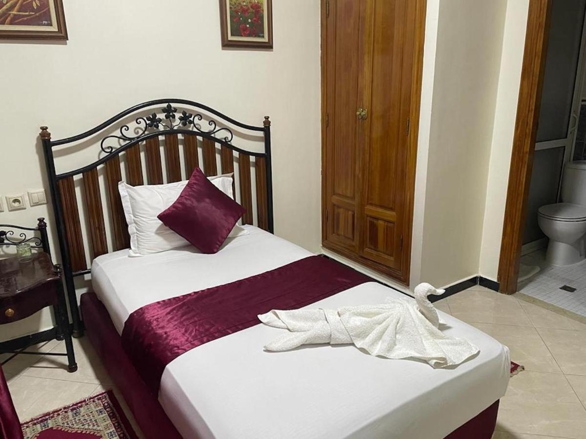 Perla Hôtel Fez Buitenkant foto