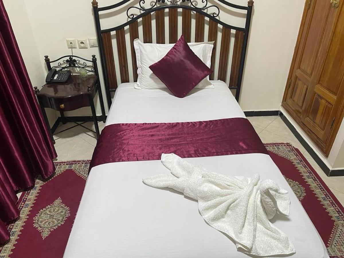 Perla Hôtel Fez Buitenkant foto