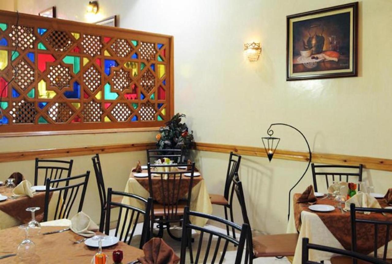 Perla Hôtel Fez Buitenkant foto